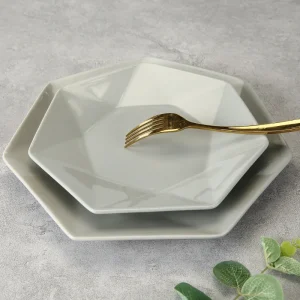 Diamond-Shaped Shallow Ceramic Plate